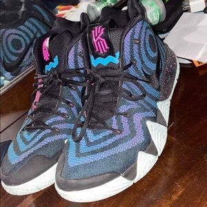 Kyrie 4s (80s edition) slightly used size13